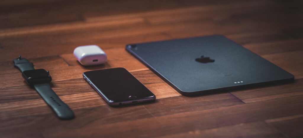 Apple’s Intelligence: Redefining the Future of AR, AI, and Machine Learning in Technology 3 DevCrew I/O - jan crhonek ispIZBW1jBY unsplash